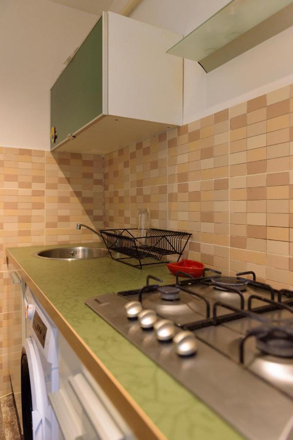 Apartament, Ultracentral, Piata Victoriei บูคาเรสต์ ภายนอก รูปภาพ